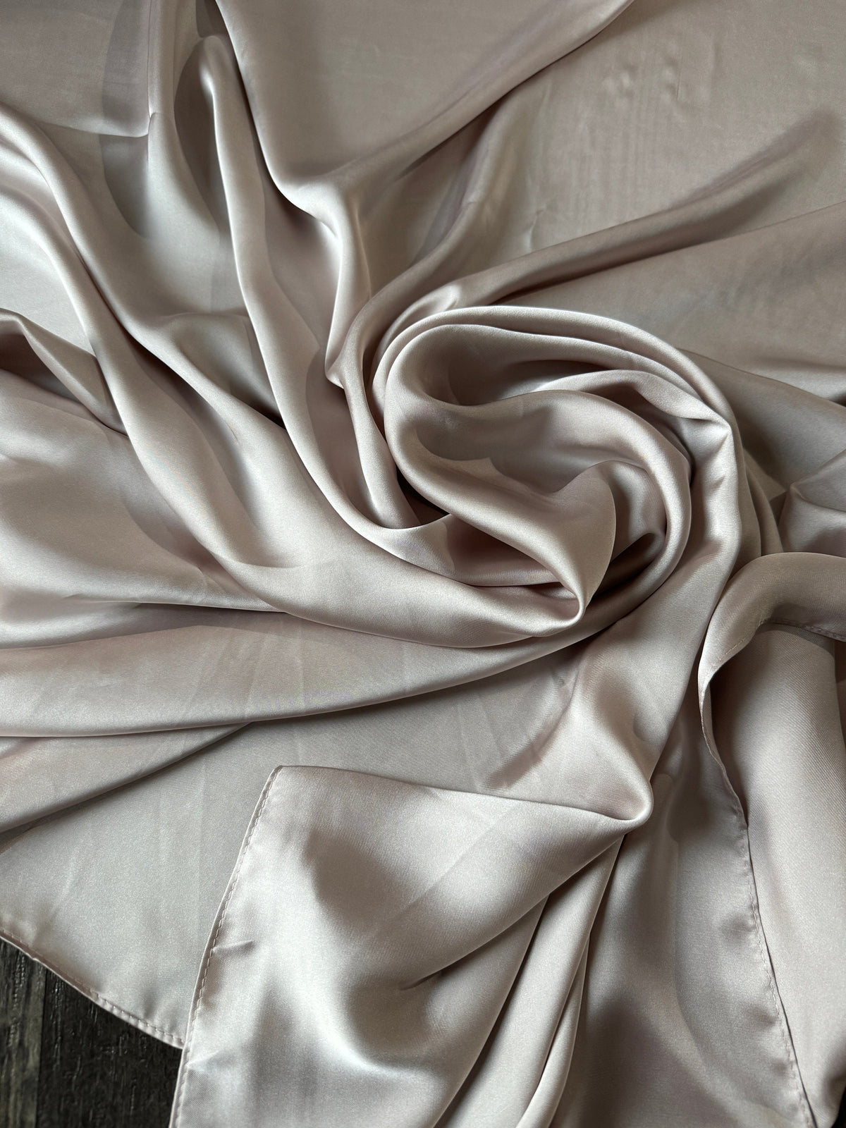 WILD RAG Ivory Taupe #15 Cowboy Western Neck Scarf Bandanna Double B Wild Rags