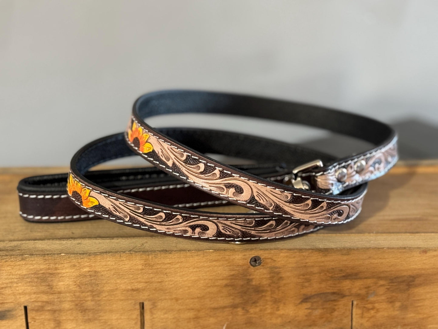 Western genuine leather dog pet leash 5ft tooled leather by Double B Wild Rags