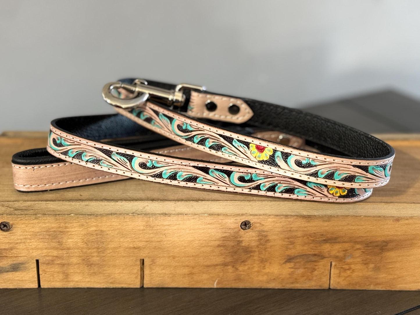 Western genuine leather dog pet leash 5ft tooled leather by Double B Wild Rags