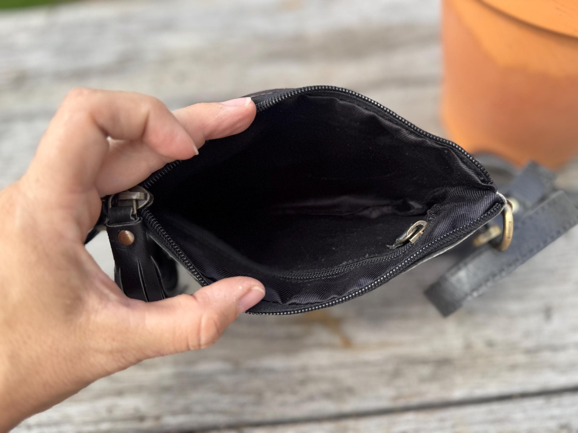 Genuine Western Cowhide Leather Purse and Wallet SET with buckstitch details by Double B Wild Rags