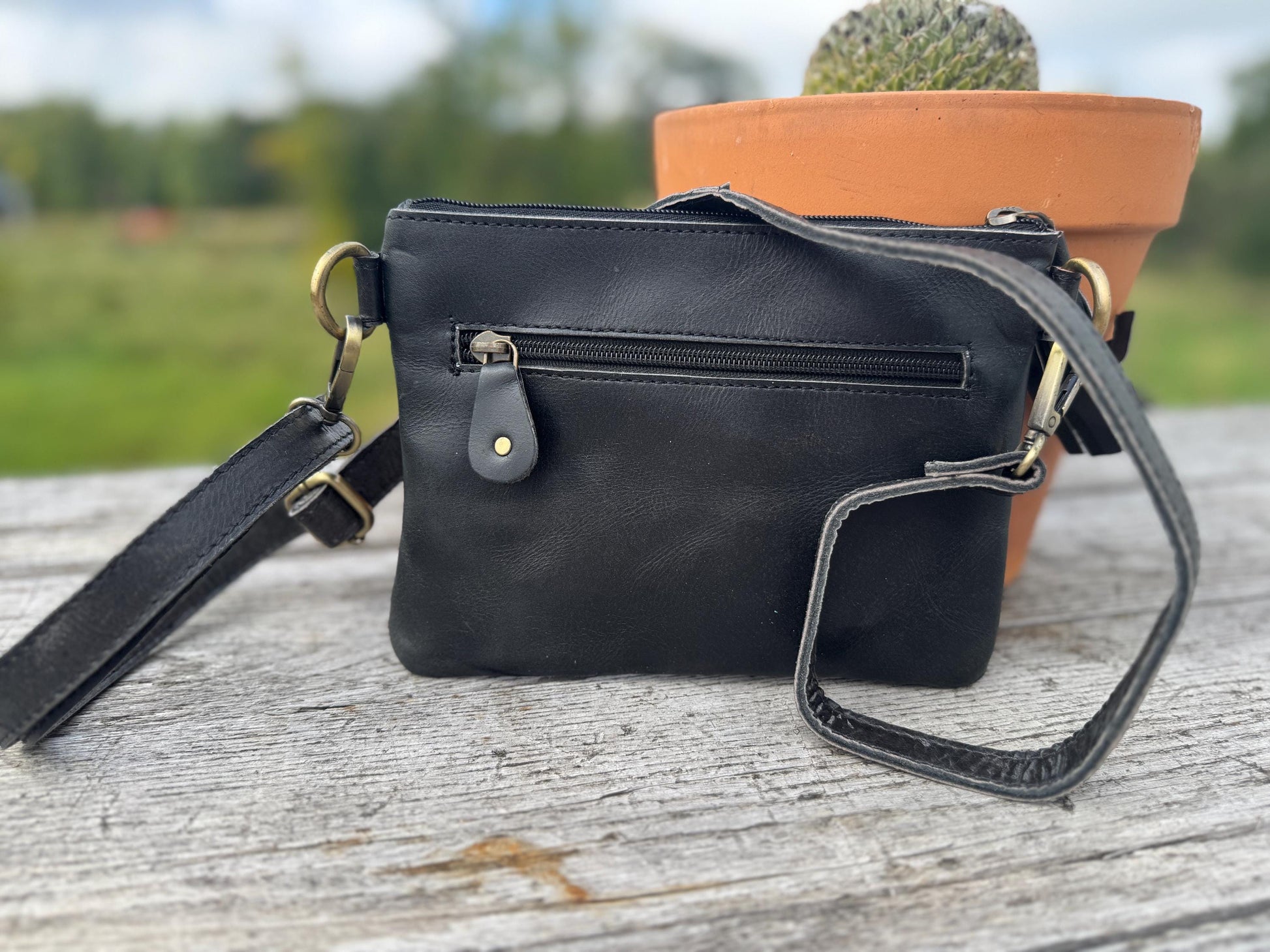Genuine Western Cowhide Leather Purse and Wallet SET with buckstitch details by Double B Wild Rags
