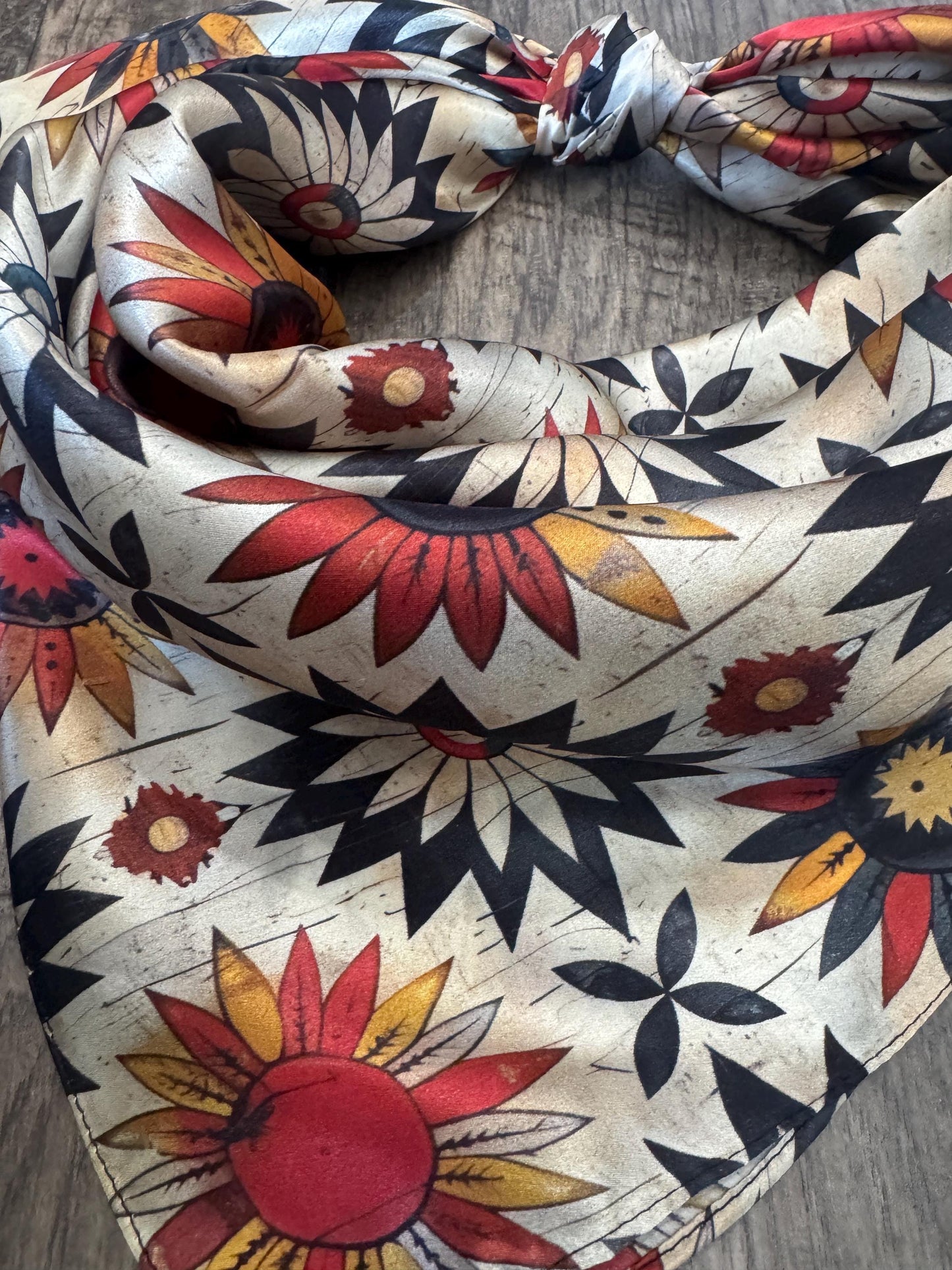 100% Silk Wild Rag Ivory Vintage Sunflower by Double B Wild Rags