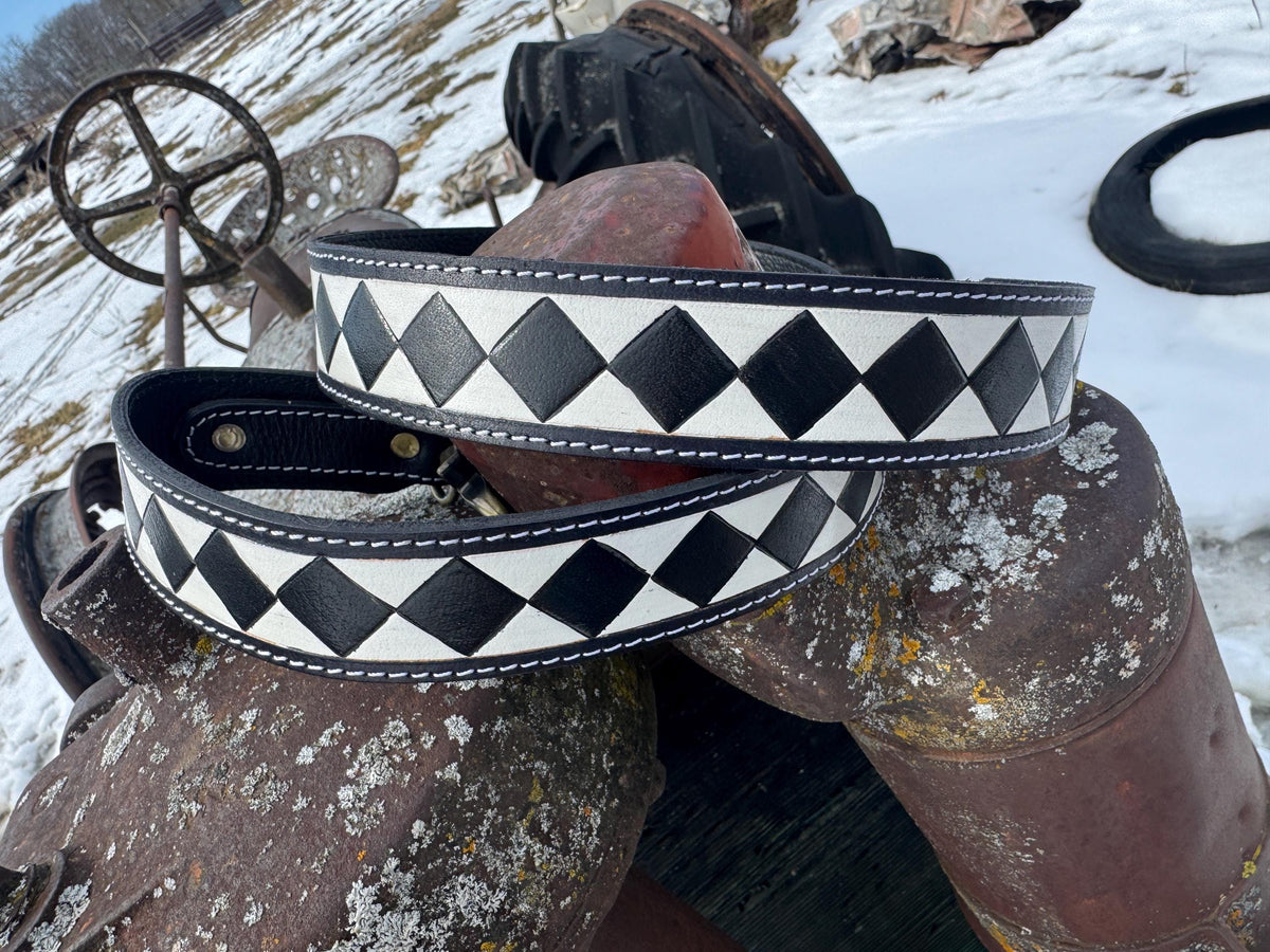 Checkered Black and White Spade Genuine Leather Western Purse by Double B Wild Rags