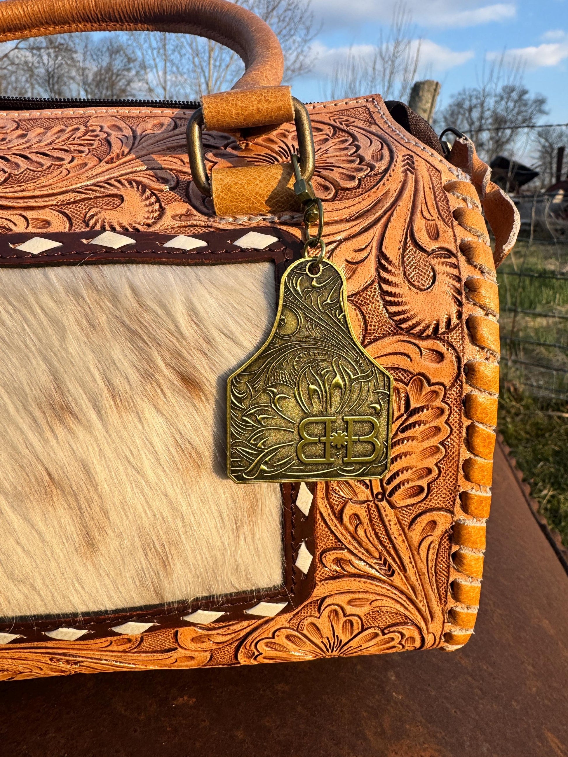 Prairie Hide Buckskin Tan Speedy Western Genuine Leather Barrel Bag Purse by Double B