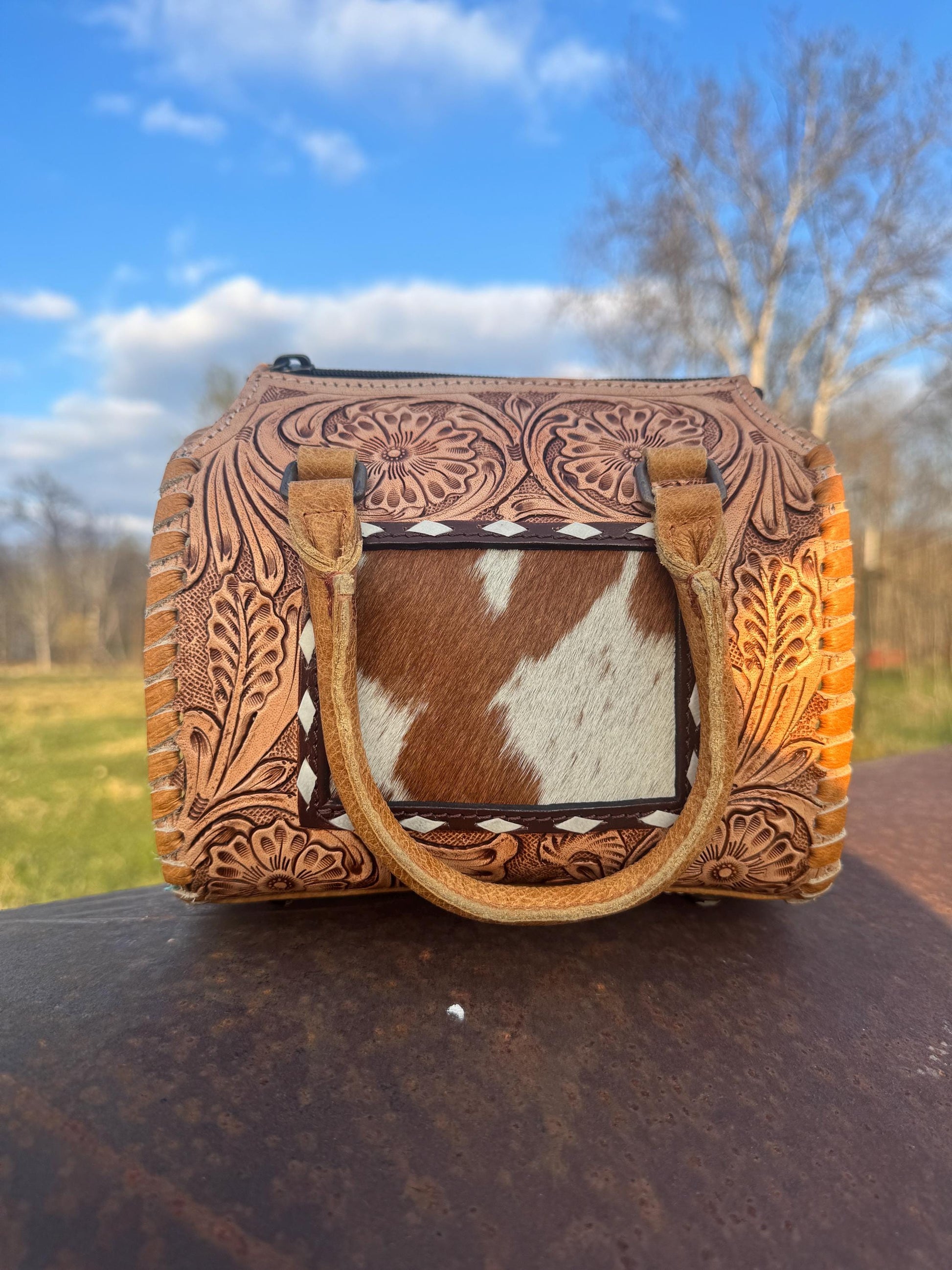 Prairie Hide Buckskin Tan Speedy Western Genuine Leather Barrel Bag Purse by Double B