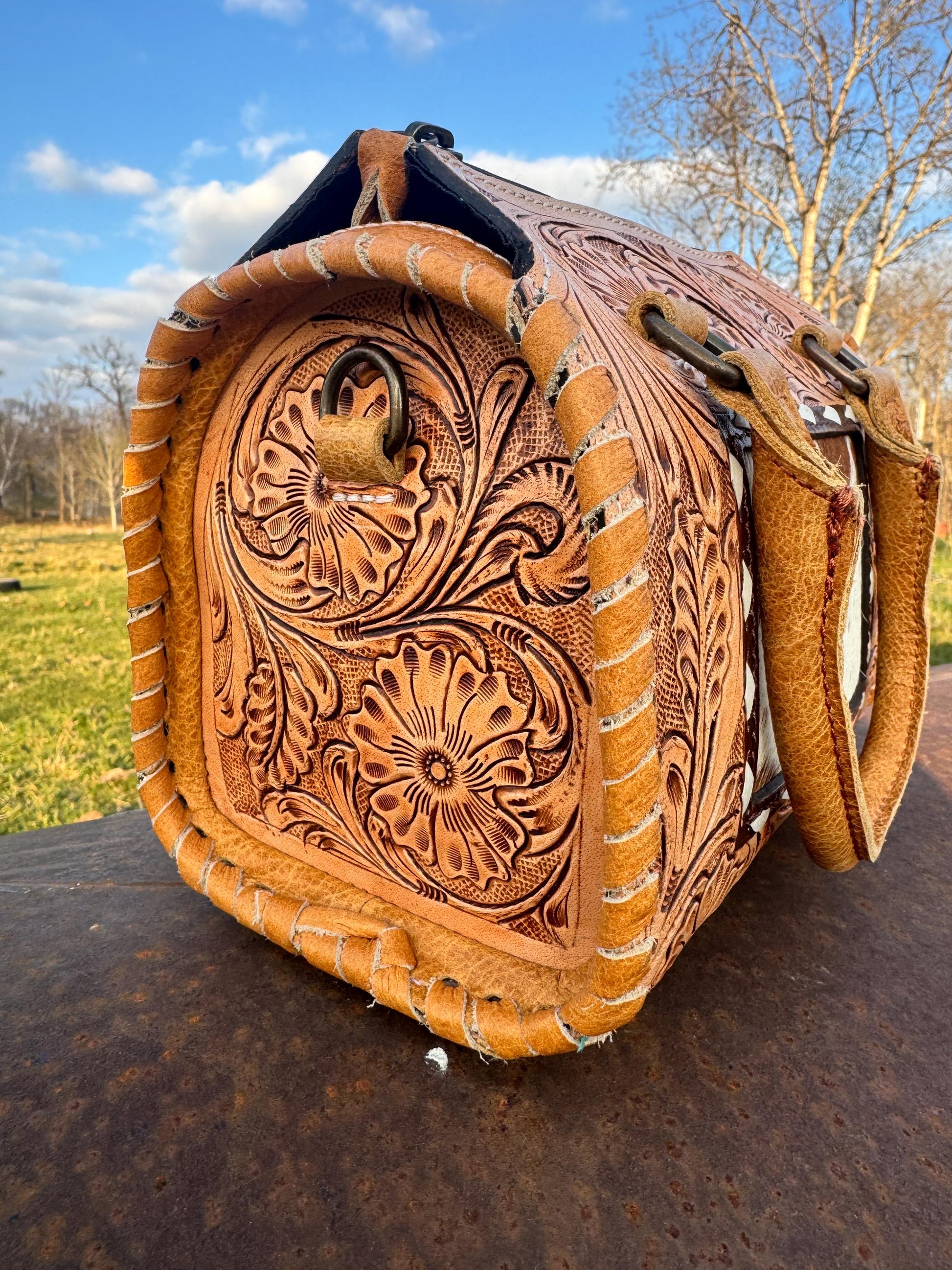 Prairie Hide Buckskin Tan Speedy Western Genuine Leather Barrel Bag Purse by Double B