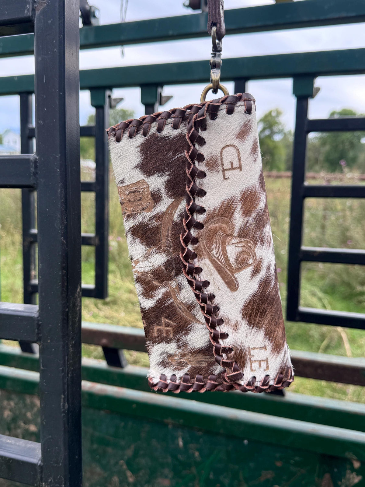 Open Range Western Speedy Genuine Leather Purse with coin purse
